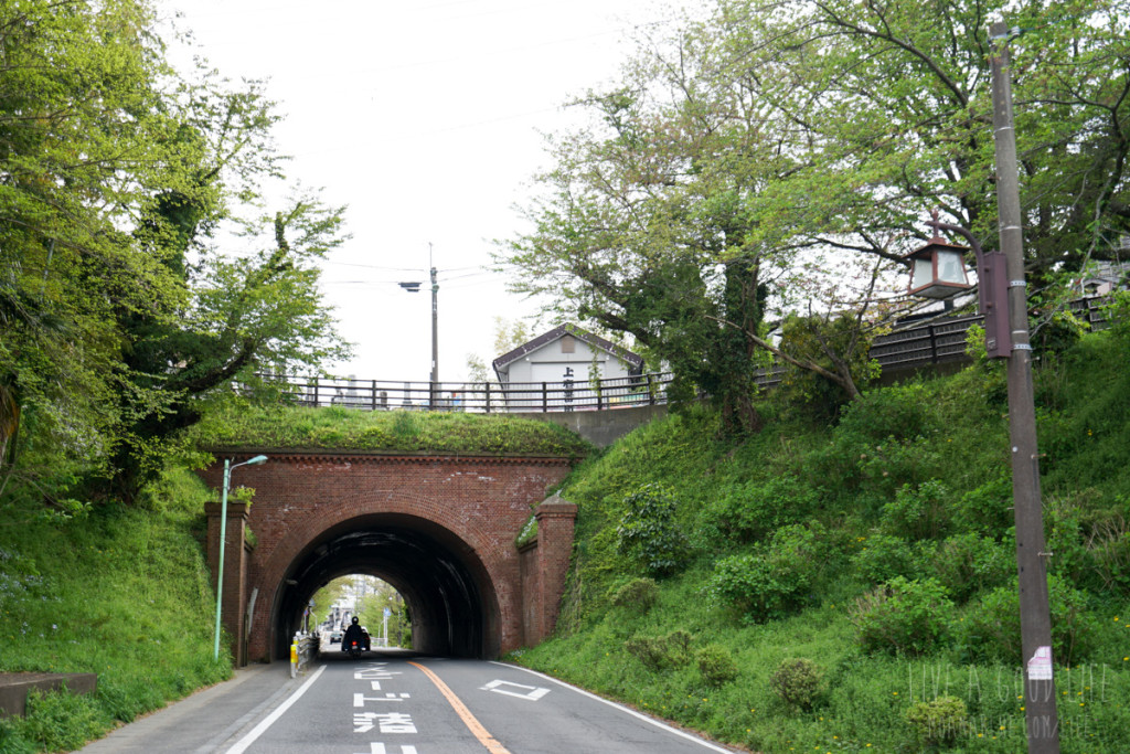 成田山・電車道のトンネル
